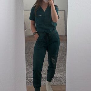 FIGS “forest green” SET